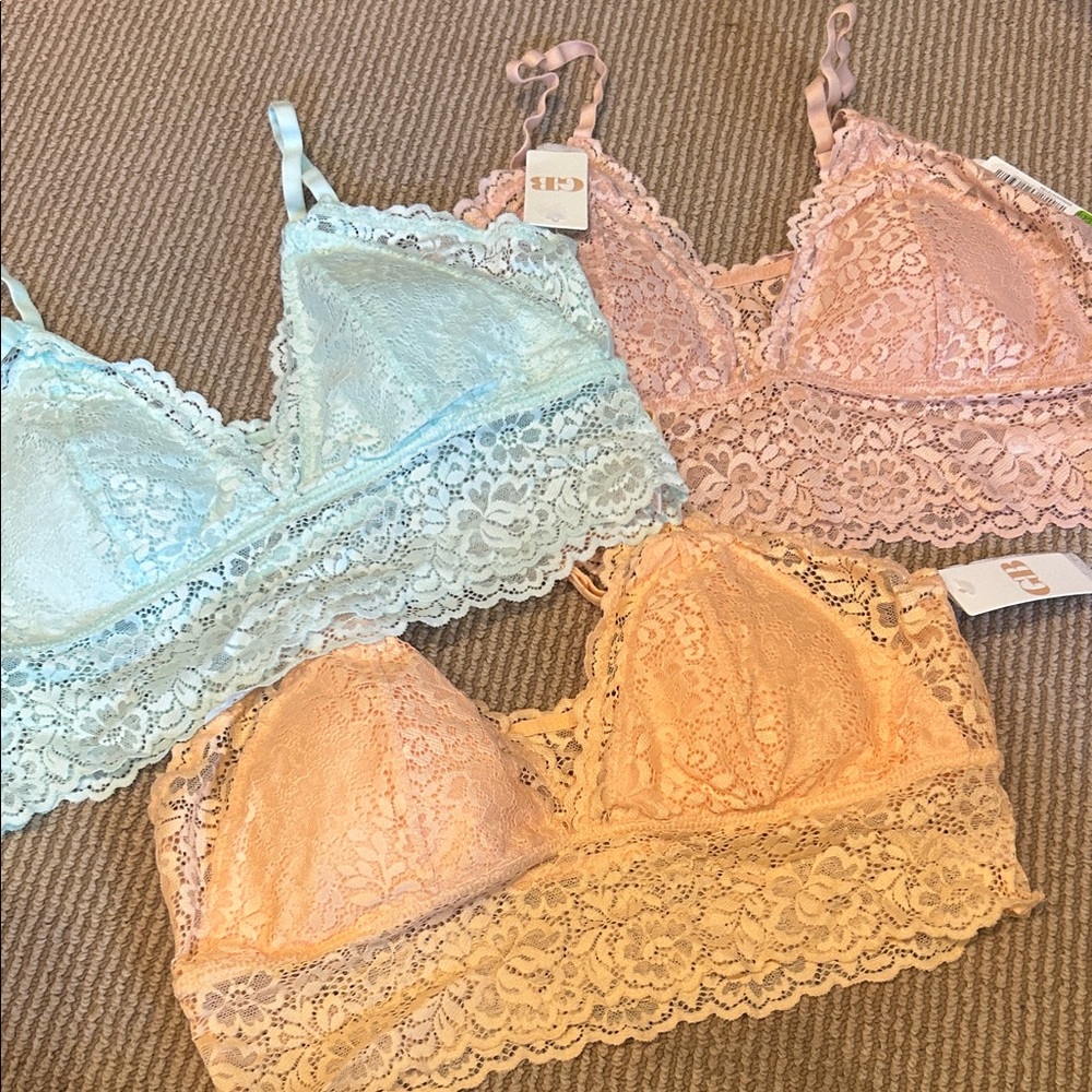 3 NWT GIANNI BINI lace bralettes size large